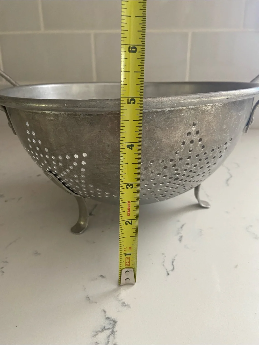 Vintage Aluminum Starburst Footed Colander 9